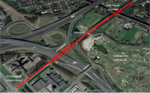 1 Schematische weergave van de locatie van het tracé HOV Westtangent (in rood) nabij Badhoevedorp vanaf de oprit naar de brug over de Ringvaart Haarlemmermeer tot aan de N232 Schipholweg.